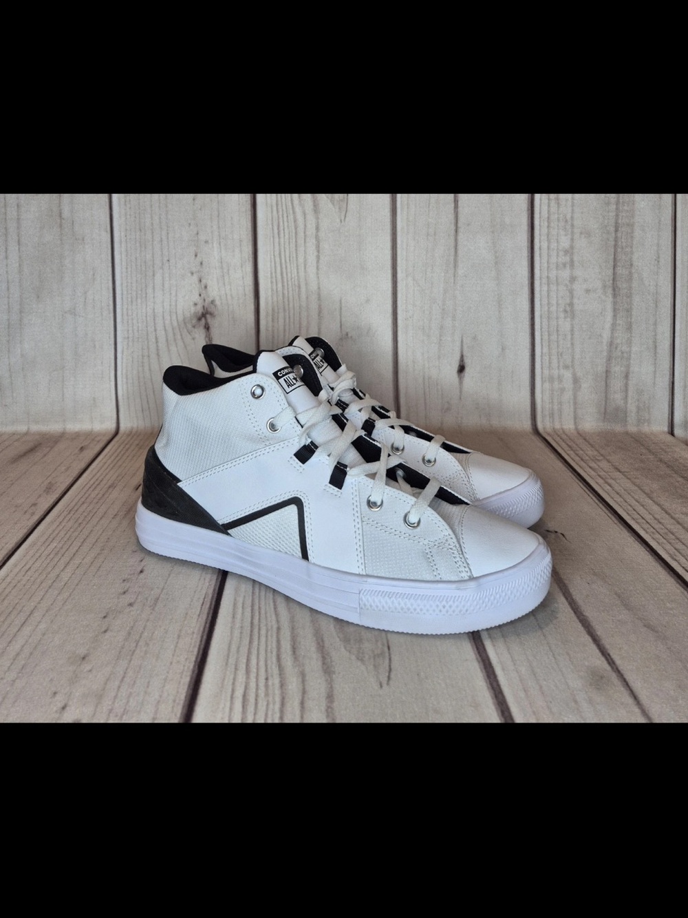 Converse CTAS Men's Size 12/Women’s Sz 14 Flux Ultra Mid White Black Shoes NWOB
